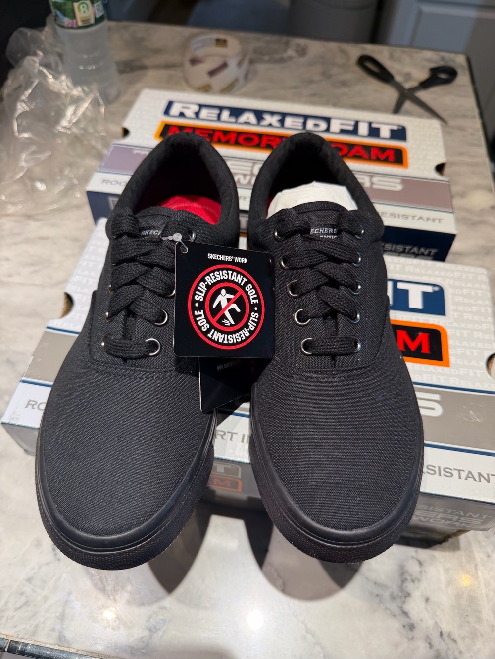 Skechers women Black Low-Top Canvas Sneakers slip resistant electrical hazard ⚠️ - Picture 7 of 8